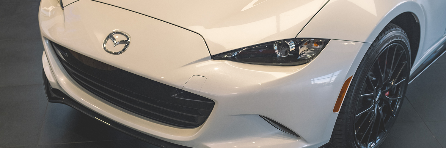 Close up hood view of the Mazda MX-5 Miata
