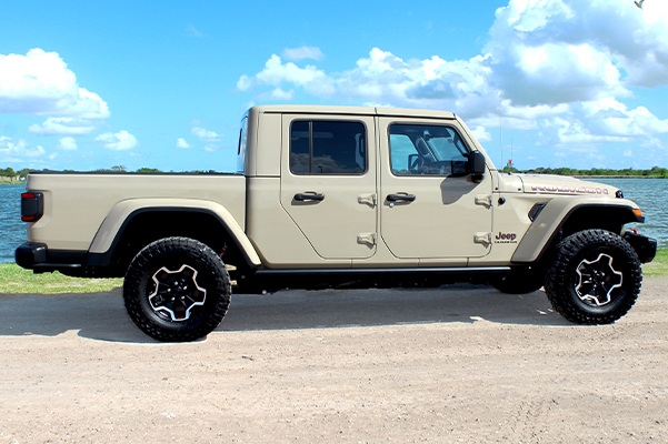 2021 Jeep Gladiator driving on road