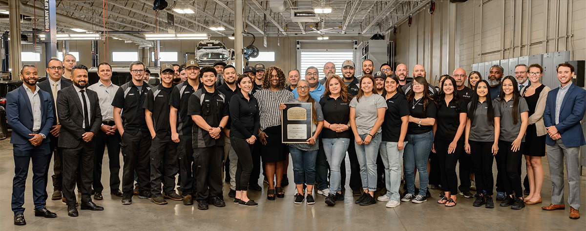 Group dealership staff photo