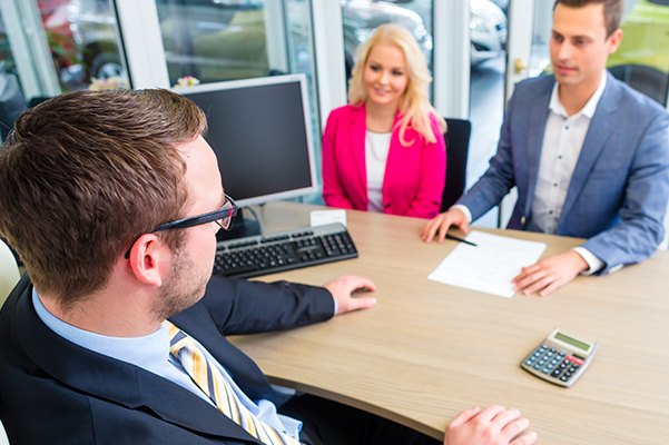 Jeep, Ram, Chrysler, and Dodge customer meeting with a Finance manager